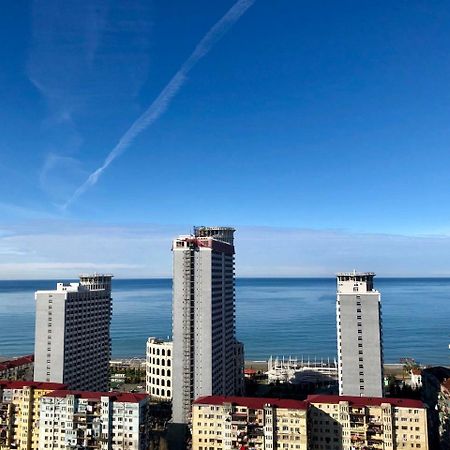 Cozy Bright Apartment With Amazing Sea View Batumi Luaran gambar