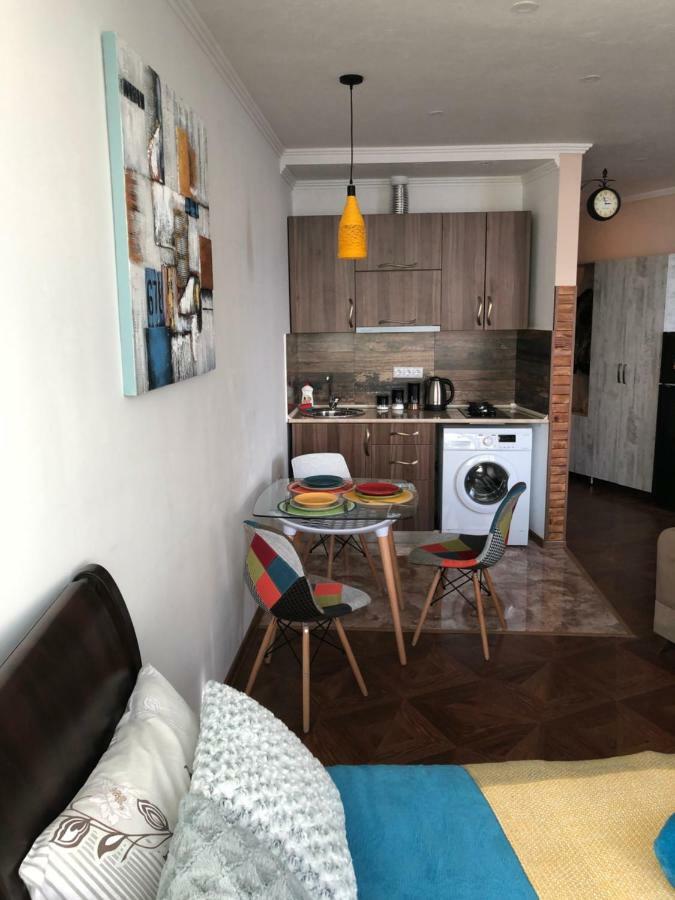 Cozy Bright Apartment With Amazing Sea View Batumi Luaran gambar